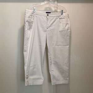 White Bandolino Cotton Capris (Mandie) Size 18W